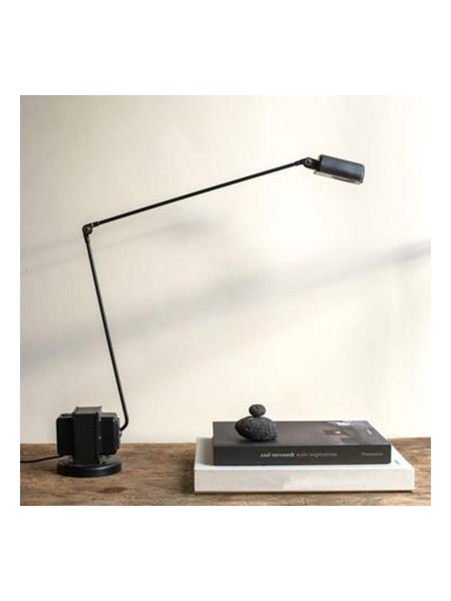 https://objectstorage.ap-seoul-1.oraclecloud.com/n/cnk6gaix2gpw/b/loqoqo-conv/o/lumina/daphine-classic-table-lamp/167180.jpg