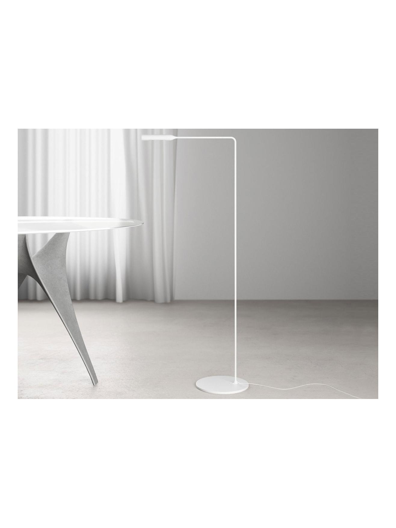 https://objectstorage.ap-seoul-1.oraclecloud.com/n/cnk6gaix2gpw/b/loqoqo-conv/o/lumina/flo-floor-lamp/FLOWHITELAMP.jpg