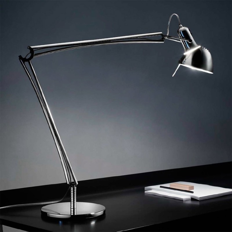 https://objectstorage.ap-seoul-1.oraclecloud.com/n/cnk6gaix2gpw/b/loqoqo-conv/o/lumina/naomi-led-table-lamp-aluminum/57239.jpg