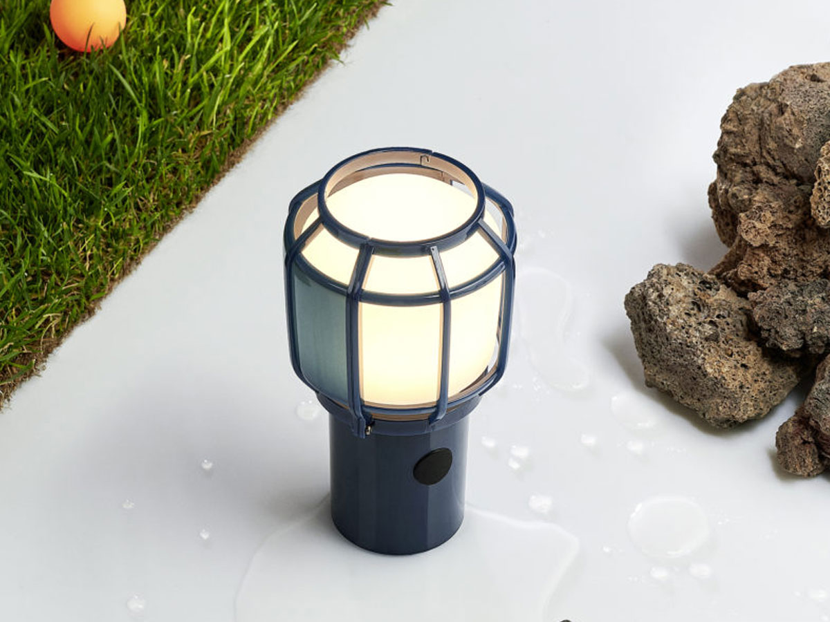https://objectstorage.ap-seoul-1.oraclecloud.com/n/cnk6gaix2gpw/b/loqoqo-conv/o/marset/chispa-table-lamp-portable/chisspa-lamapada.jpg
