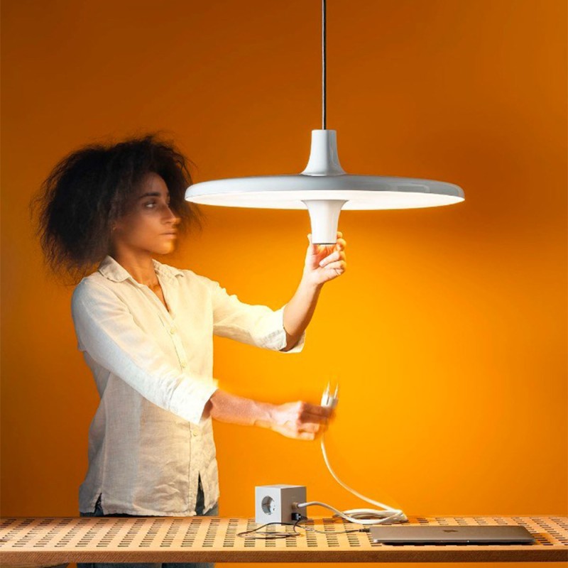 https://objectstorage.ap-seoul-1.oraclecloud.com/n/cnk6gaix2gpw/b/loqoqo-conv/o/martinelli-luce/avro-suspension-lamp-with-schuko-socket/87750.jpg