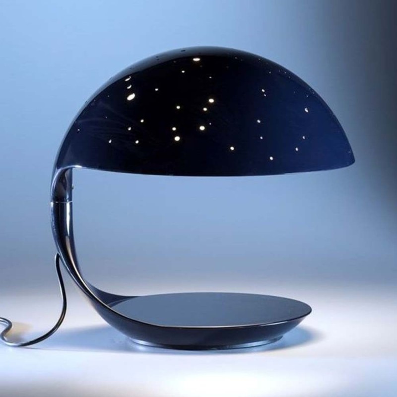 https://objectstorage.ap-seoul-1.oraclecloud.com/n/cnk6gaix2gpw/b/loqoqo-conv/o/martinelli-luce/cobra-scorpius-50-th-anniversary-led-table-lamp/52935.jpg