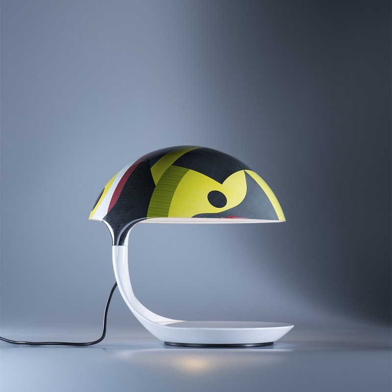 https://objectstorage.ap-seoul-1.oraclecloud.com/n/cnk6gaix2gpw/b/loqoqo-conv/o/martinelli-luce/cobra-table-lamp-texture-alessandro-guerriero/88649.jpg