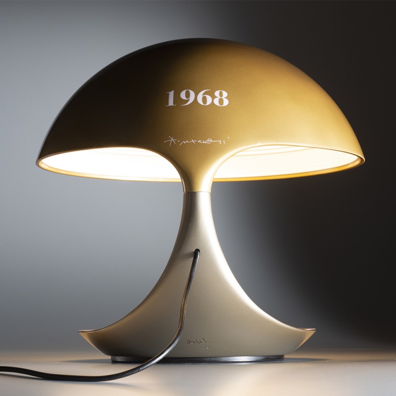 https://objectstorage.ap-seoul-1.oraclecloud.com/n/cnk6gaix2gpw/b/loqoqo-conv/o/martinelli-luce/cobra-table-lamp-texture-angelo-micheli/88702.jpg