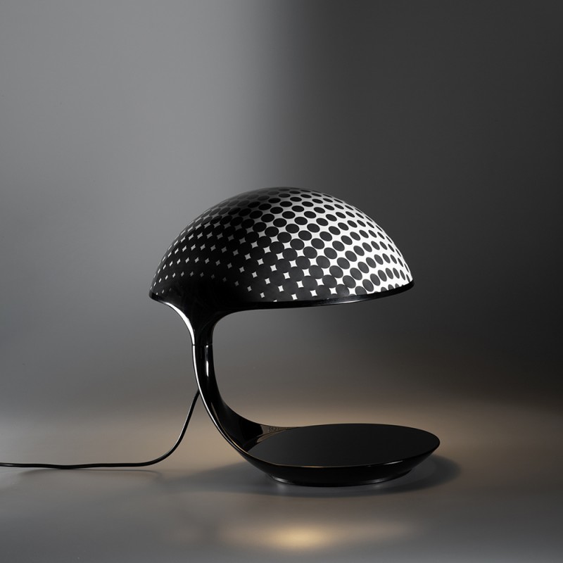https://objectstorage.ap-seoul-1.oraclecloud.com/n/cnk6gaix2gpw/b/loqoqo-conv/o/martinelli-luce/cobra-table-lamp-texture-brian-sironi/89073.jpg