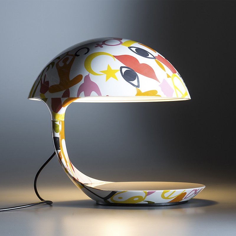 https://objectstorage.ap-seoul-1.oraclecloud.com/n/cnk6gaix2gpw/b/loqoqo-conv/o/martinelli-luce/cobra-table-lamp-texture-donia-maaoui/88663.jpg