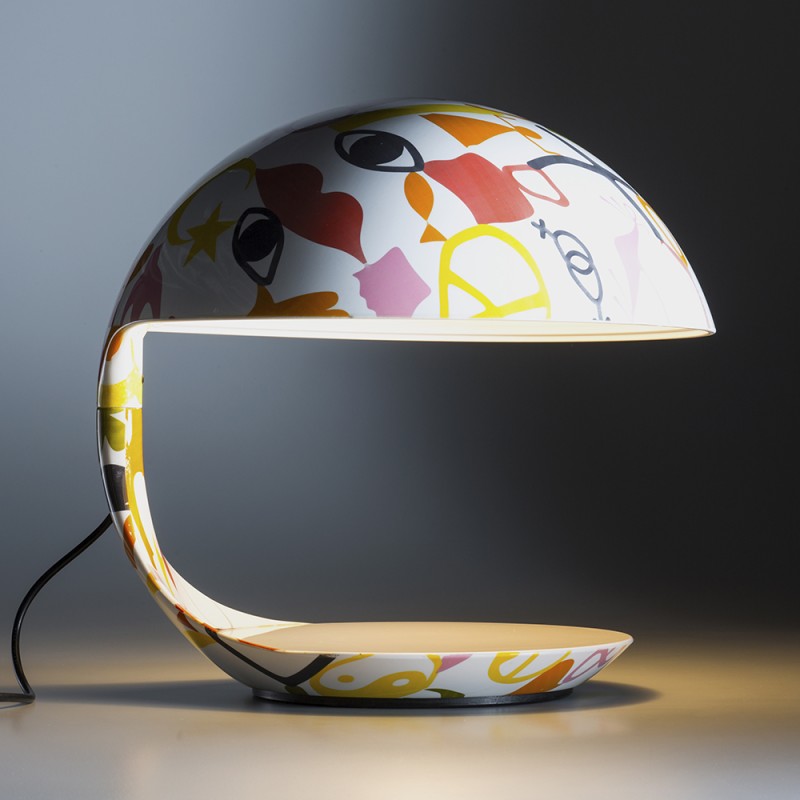 https://objectstorage.ap-seoul-1.oraclecloud.com/n/cnk6gaix2gpw/b/loqoqo-conv/o/martinelli-luce/cobra-table-lamp-texture-donia-maaoui/88664.jpg