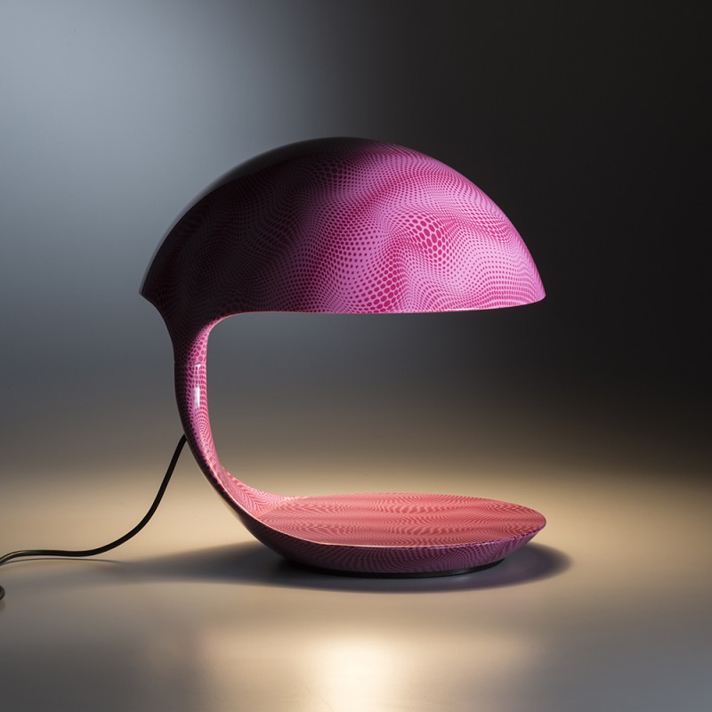 https://objectstorage.ap-seoul-1.oraclecloud.com/n/cnk6gaix2gpw/b/loqoqo-conv/o/martinelli-luce/cobra-table-lamp-texture-karim-rashid/88940.jpg