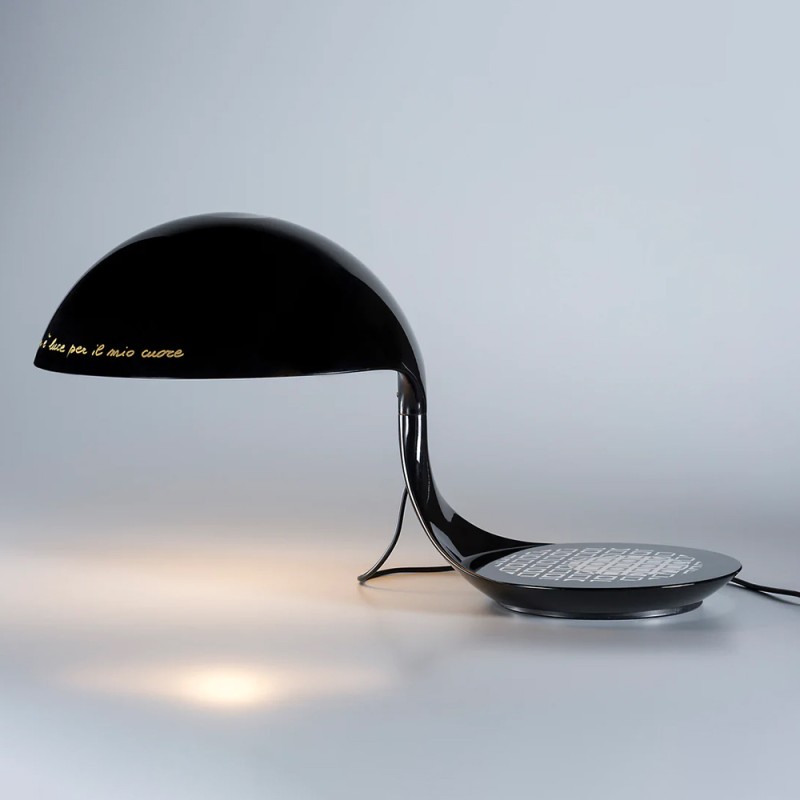 https://objectstorage.ap-seoul-1.oraclecloud.com/n/cnk6gaix2gpw/b/loqoqo-conv/o/martinelli-luce/cobra-table-lamp-texture-luisa-bocchietto/81767.jpg