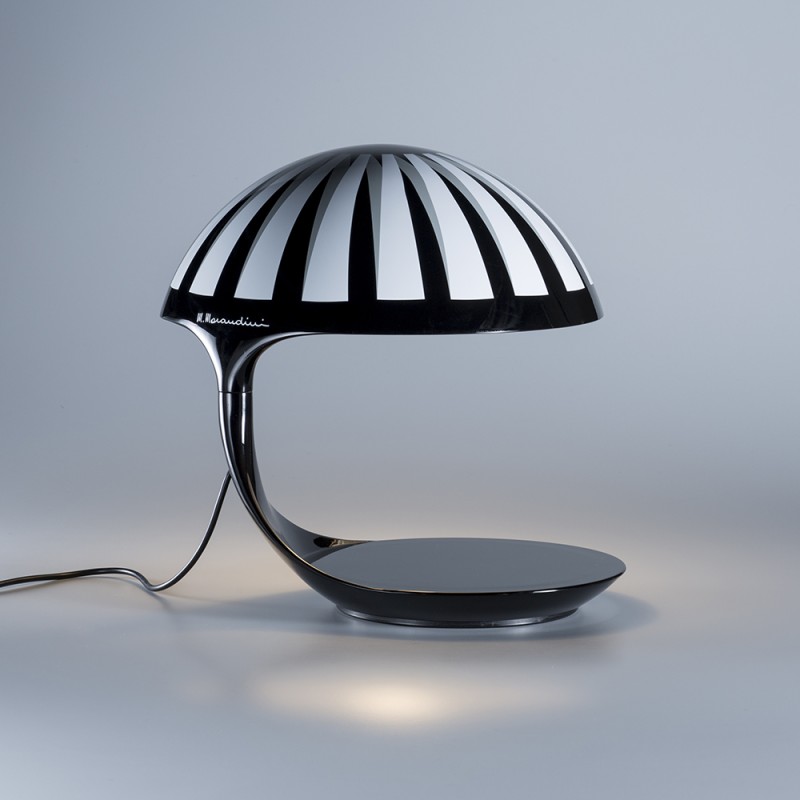 https://objectstorage.ap-seoul-1.oraclecloud.com/n/cnk6gaix2gpw/b/loqoqo-conv/o/martinelli-luce/cobra-table-lamp-texture-marcello-morandini/88717.jpg