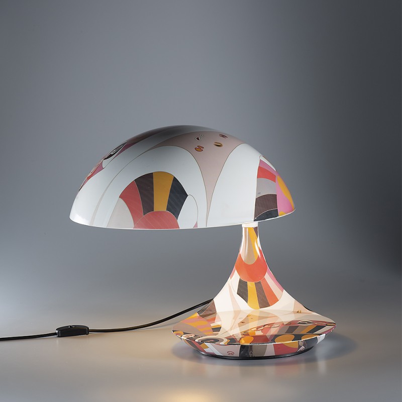 https://objectstorage.ap-seoul-1.oraclecloud.com/n/cnk6gaix2gpw/b/loqoqo-conv/o/martinelli-luce/cobra-table-lamp-texture-massimo-farinatti/88610.jpg