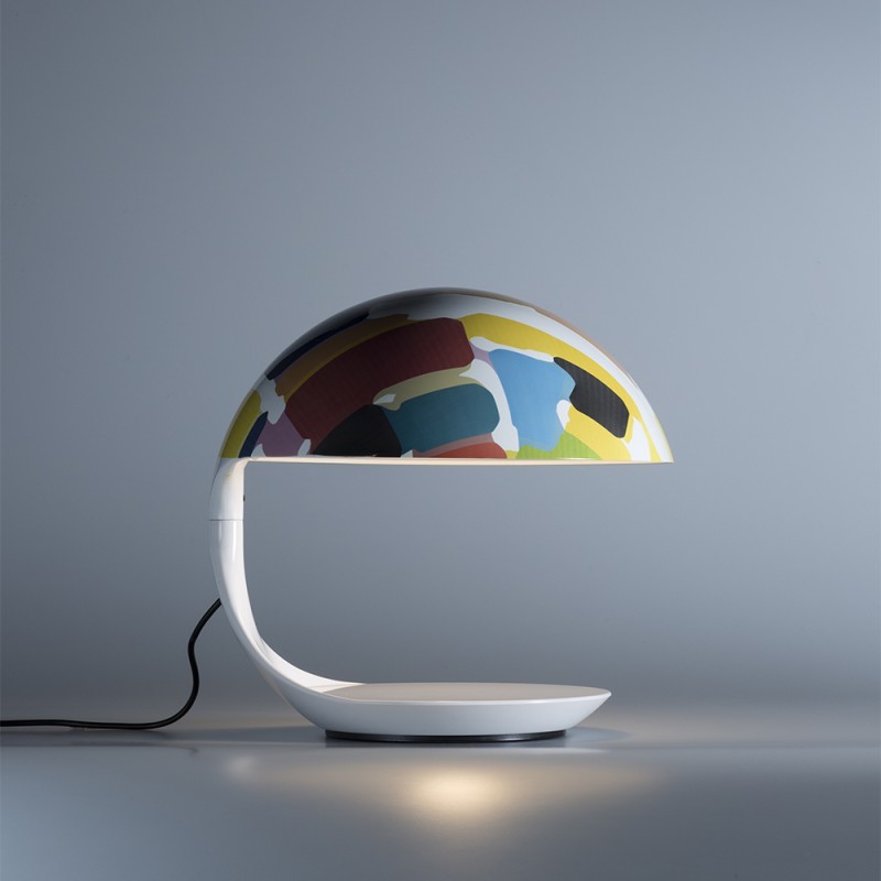 https://objectstorage.ap-seoul-1.oraclecloud.com/n/cnk6gaix2gpw/b/loqoqo-conv/o/martinelli-luce/cobra-table-lamp-texture-michel-boucquillon/81793.jpg