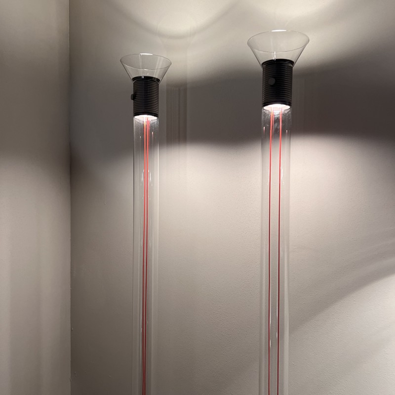https://objectstorage.ap-seoul-1.oraclecloud.com/n/cnk6gaix2gpw/b/loqoqo-conv/o/martinelli-luce/dia-floor-lamp/102434.jpg