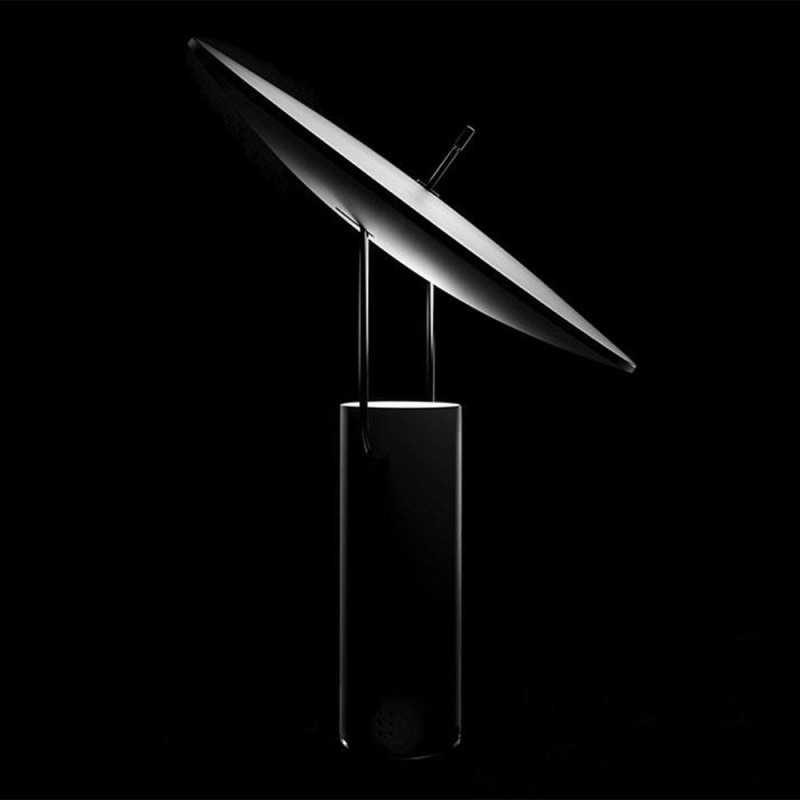https://objectstorage.ap-seoul-1.oraclecloud.com/n/cnk6gaix2gpw/b/loqoqo-conv/o/martinelli-luce/tx-1-luxury-dimmable-led-table-lamp/54185.jpg