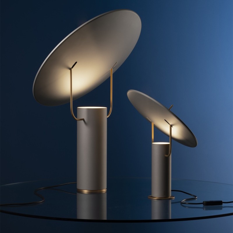 https://objectstorage.ap-seoul-1.oraclecloud.com/n/cnk6gaix2gpw/b/loqoqo-conv/o/martinelli-luce/tx-1-luxury-dimmable-led-table-lamp/54204.jpg