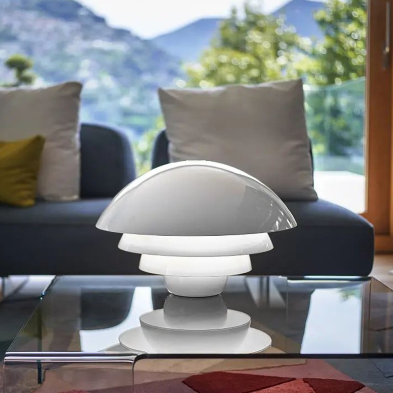 https://objectstorage.ap-seoul-1.oraclecloud.com/n/cnk6gaix2gpw/b/loqoqo-conv/o/martinelli-luce/visiere-signed-edition-table-lamp/87840.jpg
