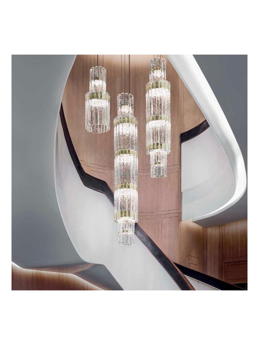 https://objectstorage.ap-seoul-1.oraclecloud.com/n/cnk6gaix2gpw/b/loqoqo-conv/o/masiero/vegas-led-vertical-suspension-lamp/122677.jpg