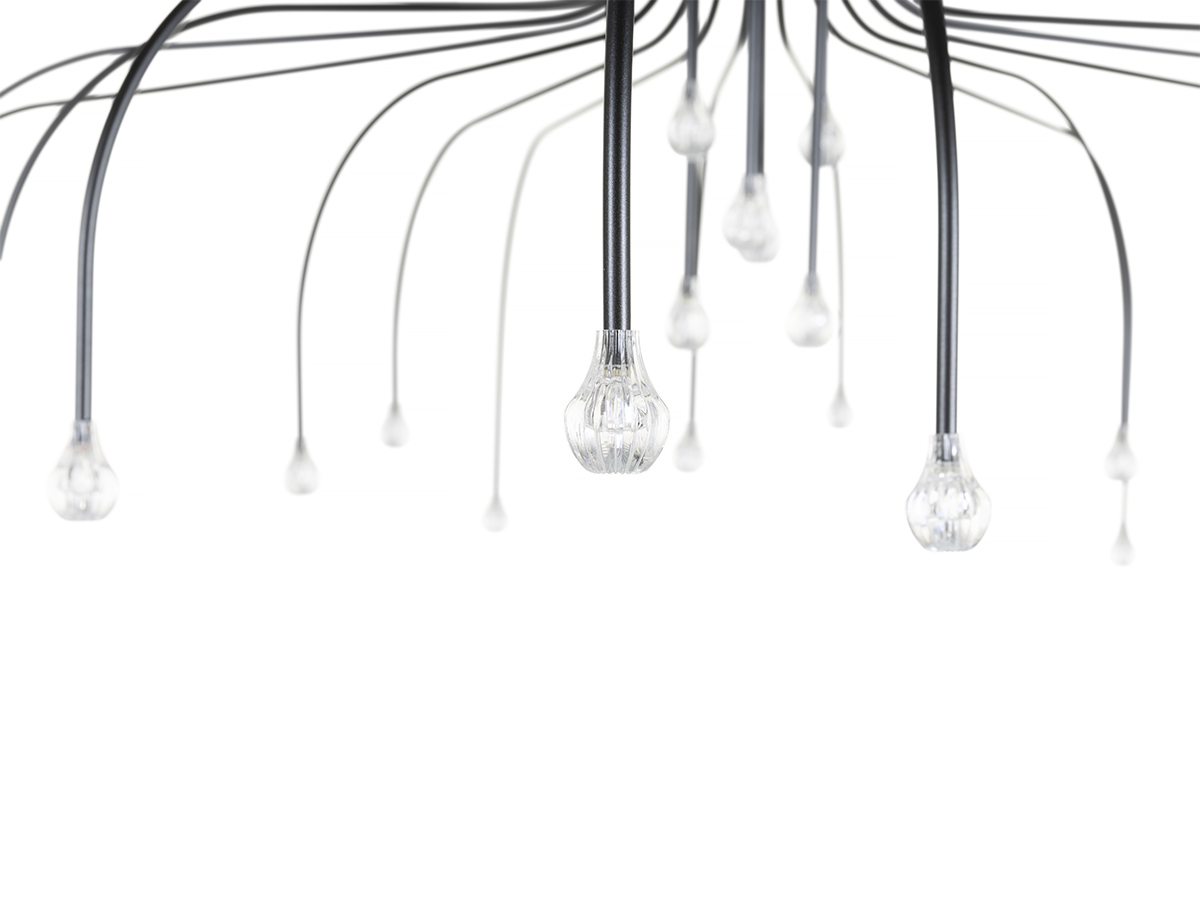 https://objectstorage.ap-seoul-1.oraclecloud.com/n/cnk6gaix2gpw/b/loqoqo-conv/o/moooi/starfall-light-suspension-lamp/Starfall3.jpg