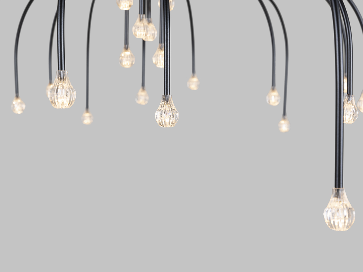 https://objectstorage.ap-seoul-1.oraclecloud.com/n/cnk6gaix2gpw/b/loqoqo-conv/o/moooi/starfall-light-suspension-lamp/Starfall6.jpg