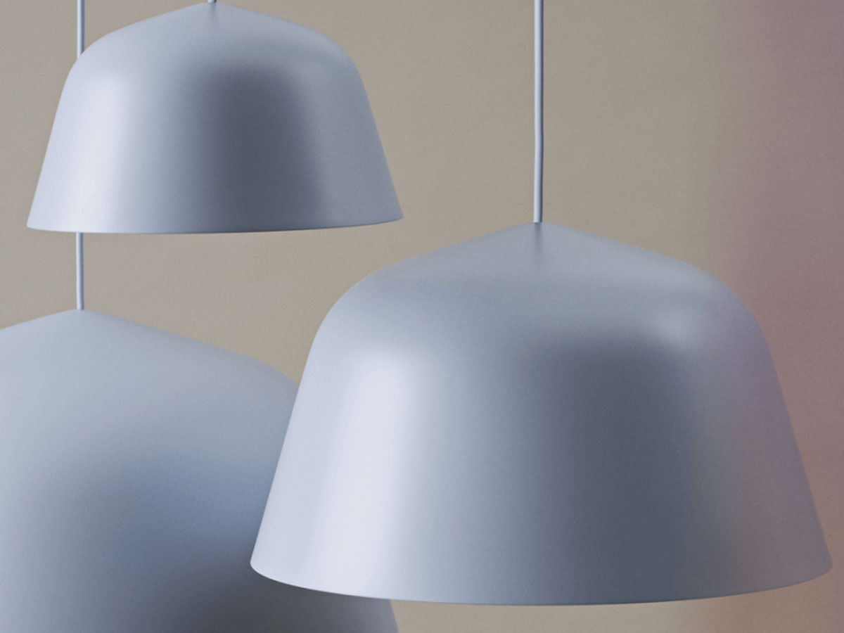 https://objectstorage.ap-seoul-1.oraclecloud.com/n/cnk6gaix2gpw/b/loqoqo-conv/o/muuto/ambit-o-25-suspension-lamp/light-blue-ambit-muuto_2.jpg