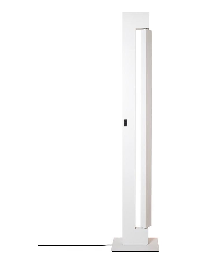 https://objectstorage.ap-seoul-1.oraclecloud.com/n/cnk6gaix2gpw/b/loqoqo-conv/o/nemo/ara-led-dtw-floor-lamp/ara-led-dtw-floor-nemo-2.jpg