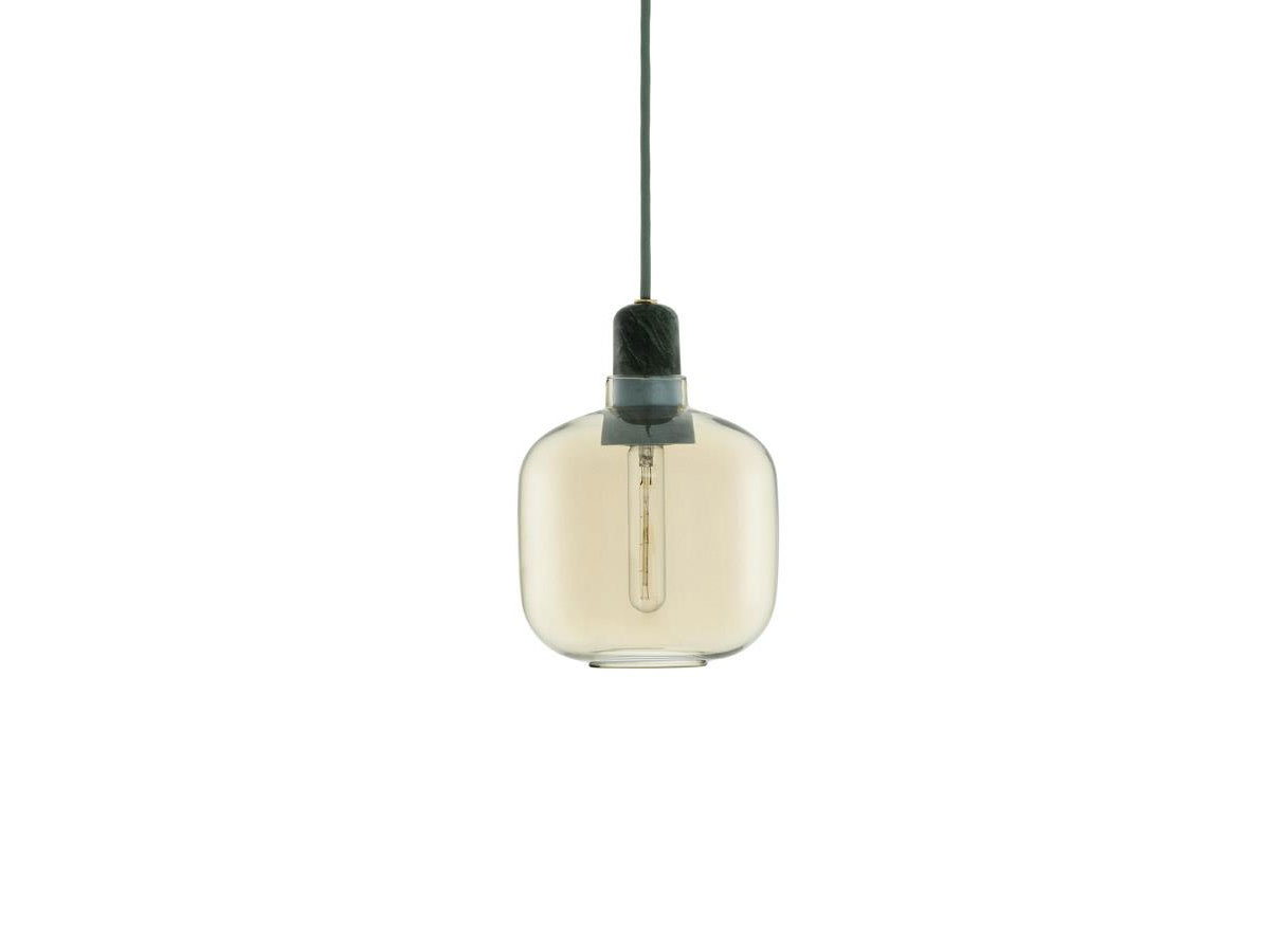 https://objectstorage.ap-seoul-1.oraclecloud.com/n/cnk6gaix2gpw/b/loqoqo-conv/o/normann-copenhagen/amp-small-eu-suspension-lamp/AMPSMALLEUGOLDGREEN.jpg