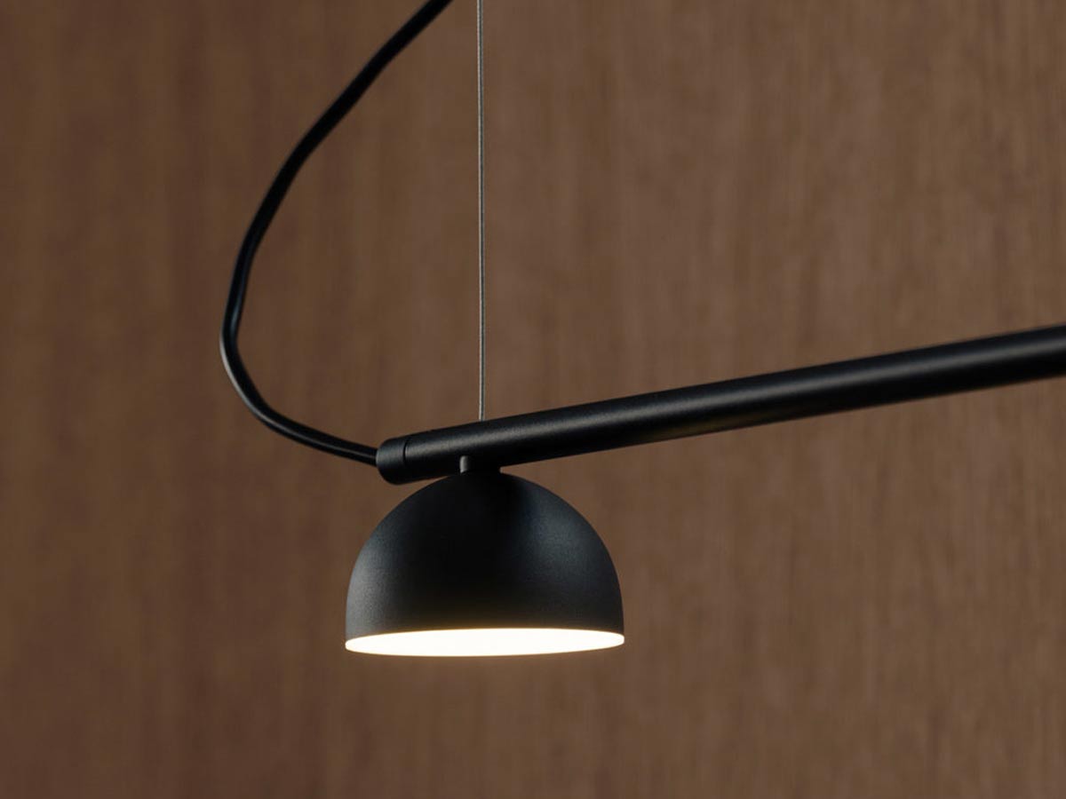 https://objectstorage.ap-seoul-1.oraclecloud.com/n/cnk6gaix2gpw/b/loqoqo-conv/o/northern/blush-rail-5-suspension-lamp/blush-rail-5-northern-3.jpg