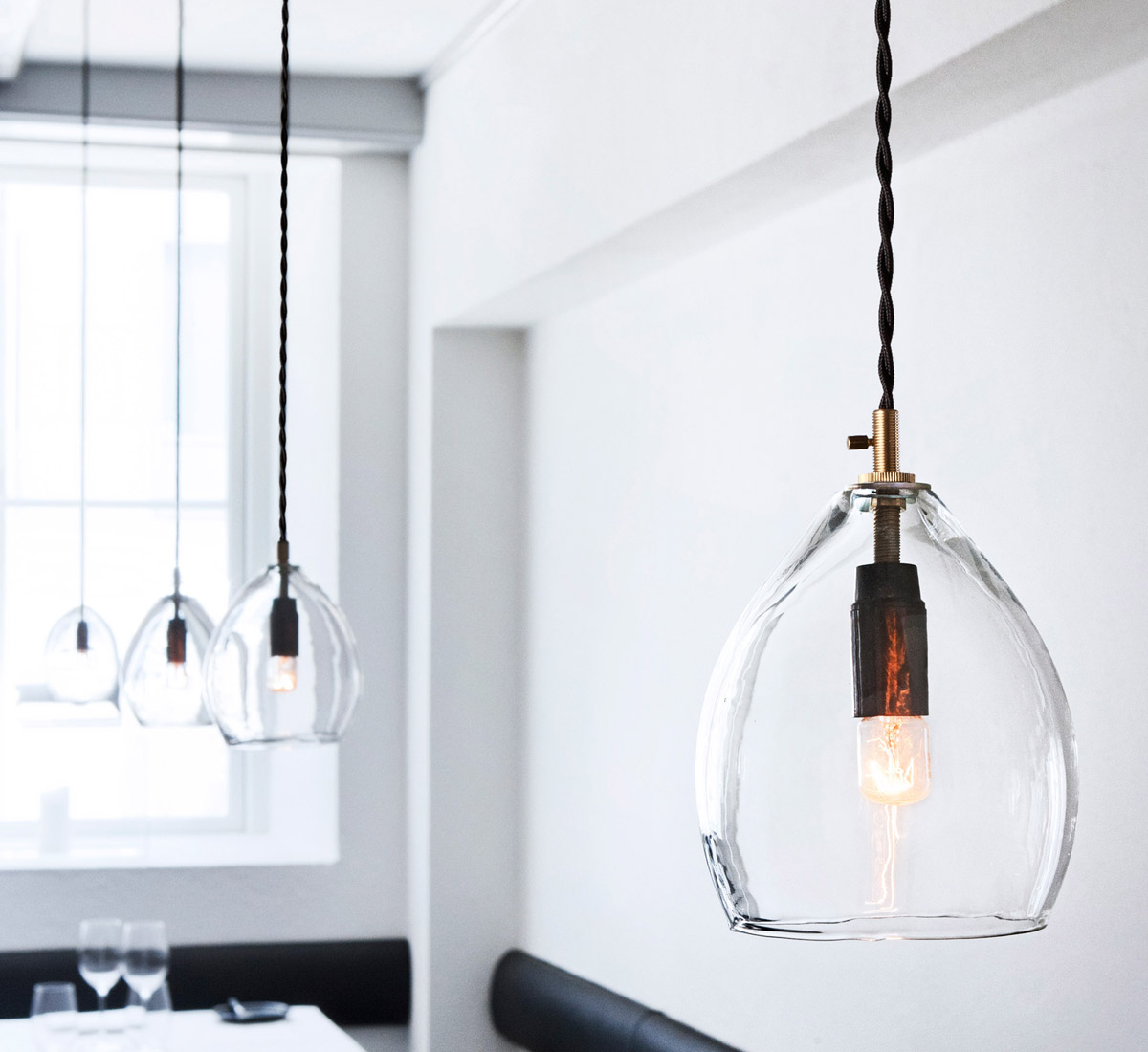 https://objectstorage.ap-seoul-1.oraclecloud.com/n/cnk6gaix2gpw/b/loqoqo-conv/o/northern/unika-large-suspension-lamp/unika-lampada-ambient-4-nl_2.jpg