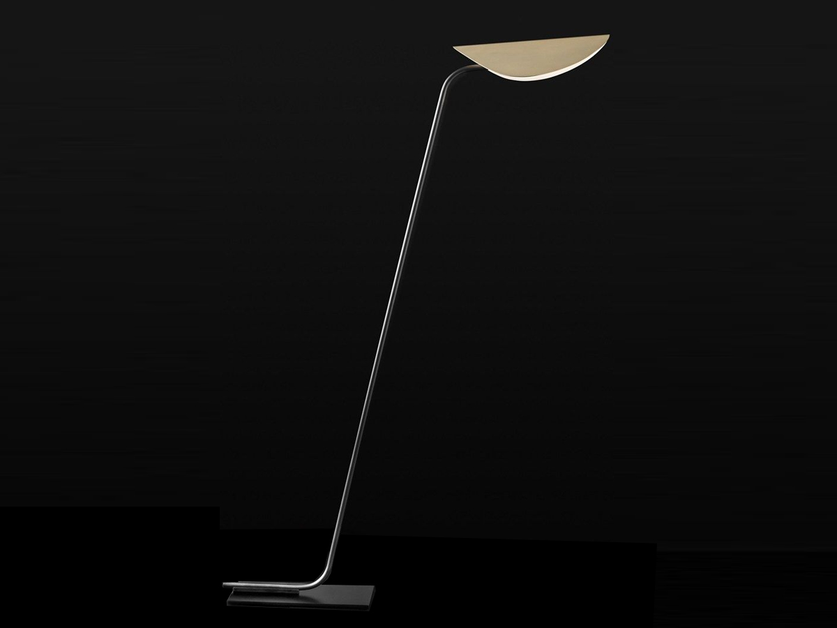 https://objectstorage.ap-seoul-1.oraclecloud.com/n/cnk6gaix2gpw/b/loqoqo-conv/o/o-luce/plume-table-lamp/plume_table_lamp.jpg