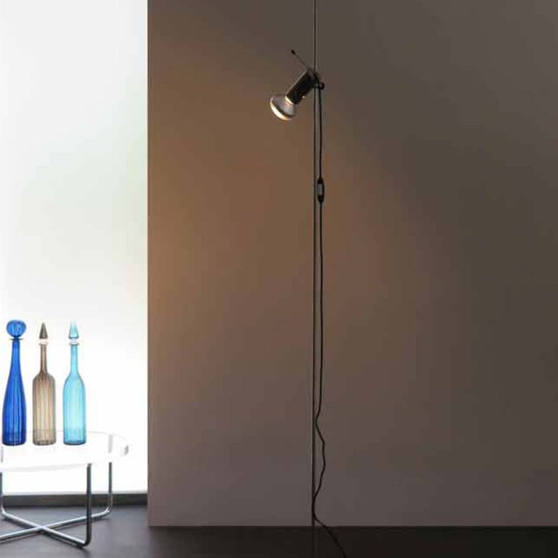 https://objectstorage.ap-seoul-1.oraclecloud.com/n/cnk6gaix2gpw/b/loqoqo-conv/o/oluce/agnoli-387-adjustable-led-floor-lamp-for-indoor/53301.jpg