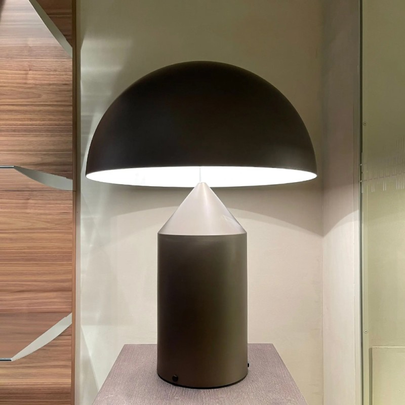 https://objectstorage.ap-seoul-1.oraclecloud.com/n/cnk6gaix2gpw/b/loqoqo-conv/o/oluce/atollo-233-big-bronze-table-lamp-dimmable/85877.jpg