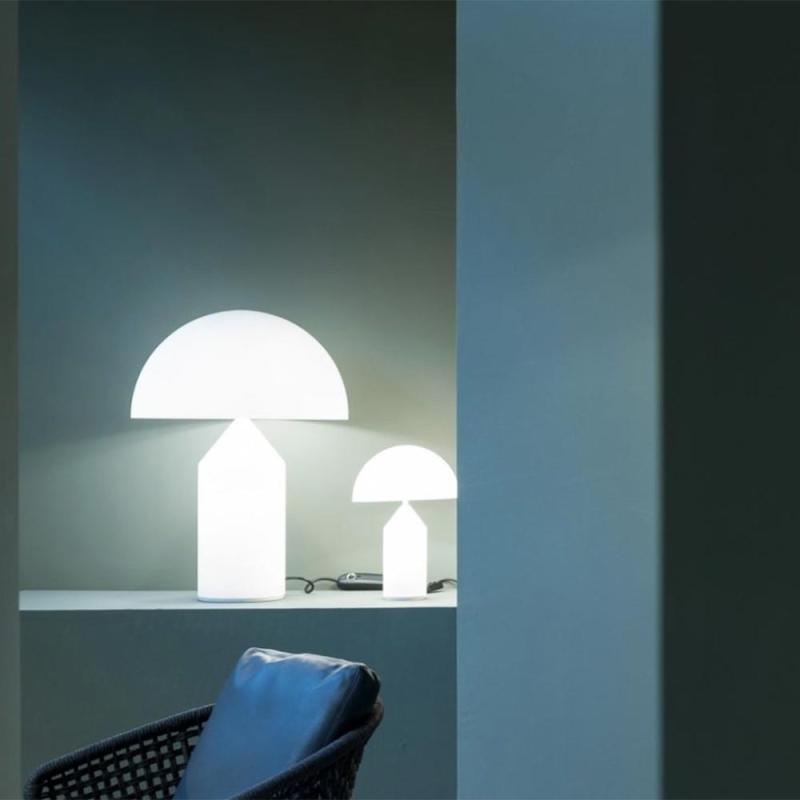 https://objectstorage.ap-seoul-1.oraclecloud.com/n/cnk6gaix2gpw/b/loqoqo-conv/o/oluce/atollo-237-medium-glass-table-lamp-dimmable/126934.jpg