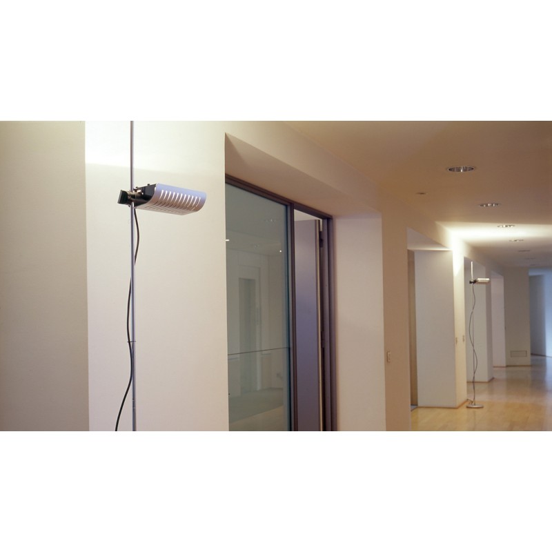 https://objectstorage.ap-seoul-1.oraclecloud.com/n/cnk6gaix2gpw/b/loqoqo-conv/o/oluce/colombo-626-l-dimmable-and-adjustable-led-floor-lamp/33587.jpg