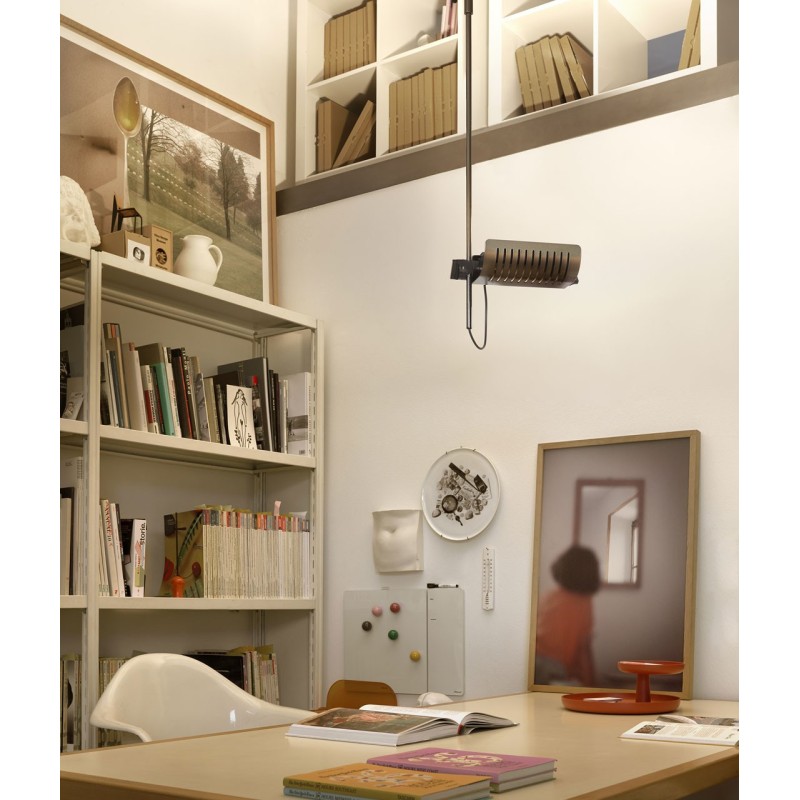 https://objectstorage.ap-seoul-1.oraclecloud.com/n/cnk6gaix2gpw/b/loqoqo-conv/o/oluce/colombo-adjustable-led-ceiling-lamp/33636.jpg