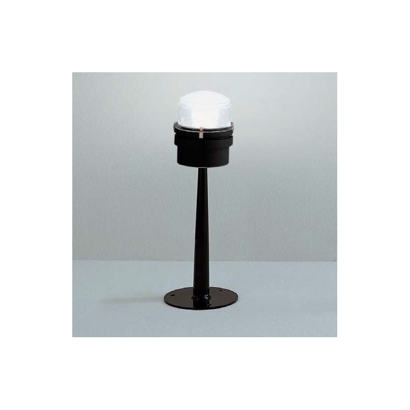 https://objectstorage.ap-seoul-1.oraclecloud.com/n/cnk6gaix2gpw/b/loqoqo-conv/o/oluce/fresnel-outdoor-floor-lamp-with-diffused-light-vintage/33843.jpg