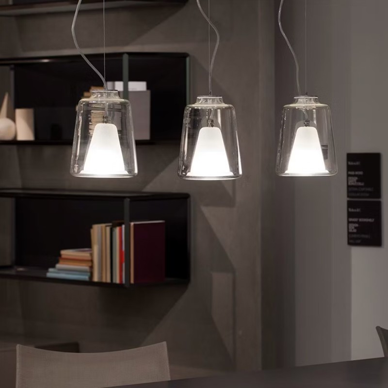 https://objectstorage.ap-seoul-1.oraclecloud.com/n/cnk6gaix2gpw/b/loqoqo-conv/o/oluce/lanterna-suspension-lamp/123329.jpg