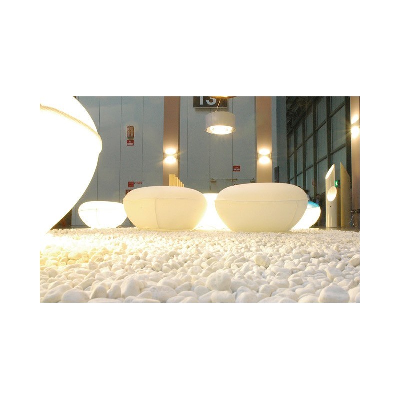 https://objectstorage.ap-seoul-1.oraclecloud.com/n/cnk6gaix2gpw/b/loqoqo-conv/o/oluce/pill-low-white-outdoor-floor-cushion-lamp/40433.jpg
