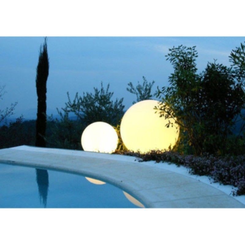 https://objectstorage.ap-seoul-1.oraclecloud.com/n/cnk6gaix2gpw/b/loqoqo-conv/o/pan/sphere-56-cm-floor-garden-lamp-light-ball/4683.jpg