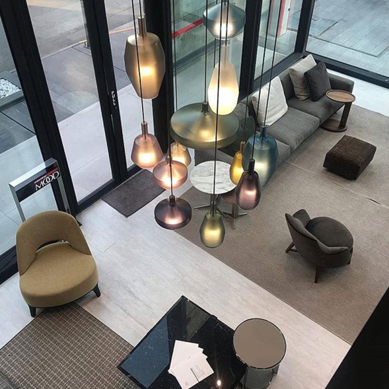 https://objectstorage.ap-seoul-1.oraclecloud.com/n/cnk6gaix2gpw/b/loqoqo-conv/o/penta/mom-blown-glass-suspension-lamp/90876.jpg