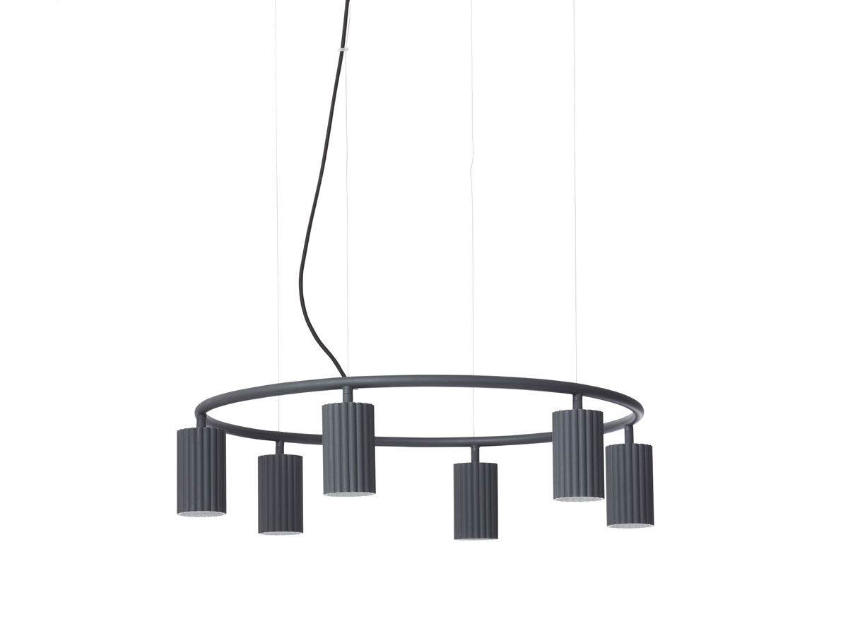 https://objectstorage.ap-seoul-1.oraclecloud.com/n/cnk6gaix2gpw/b/loqoqo-conv/o/pholc/donna-circle-60-suspension-lamp/donna_circle_60_suspension_lamp_black_ink.jpg
