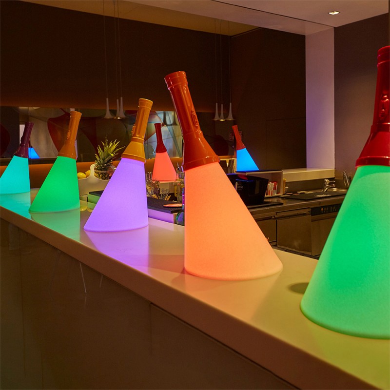 https://objectstorage.ap-seoul-1.oraclecloud.com/n/cnk6gaix2gpw/b/loqoqo-conv/o/qeeboo/flash-battery-rgb-led-table-lamp/91762.jpg