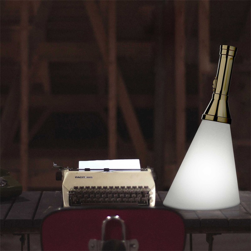 https://objectstorage.ap-seoul-1.oraclecloud.com/n/cnk6gaix2gpw/b/loqoqo-conv/o/qeeboo/flash-battery-rgb-led-table-lamp/91765.jpg