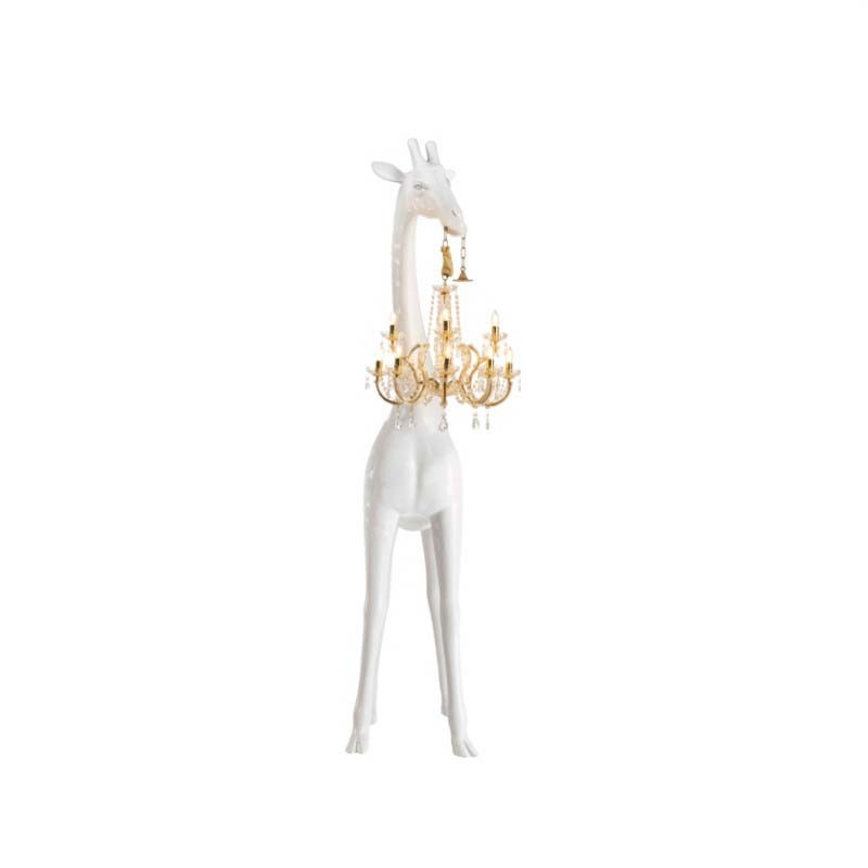Giraffe In Love M 2,65 mt with Chandelier for Indoor