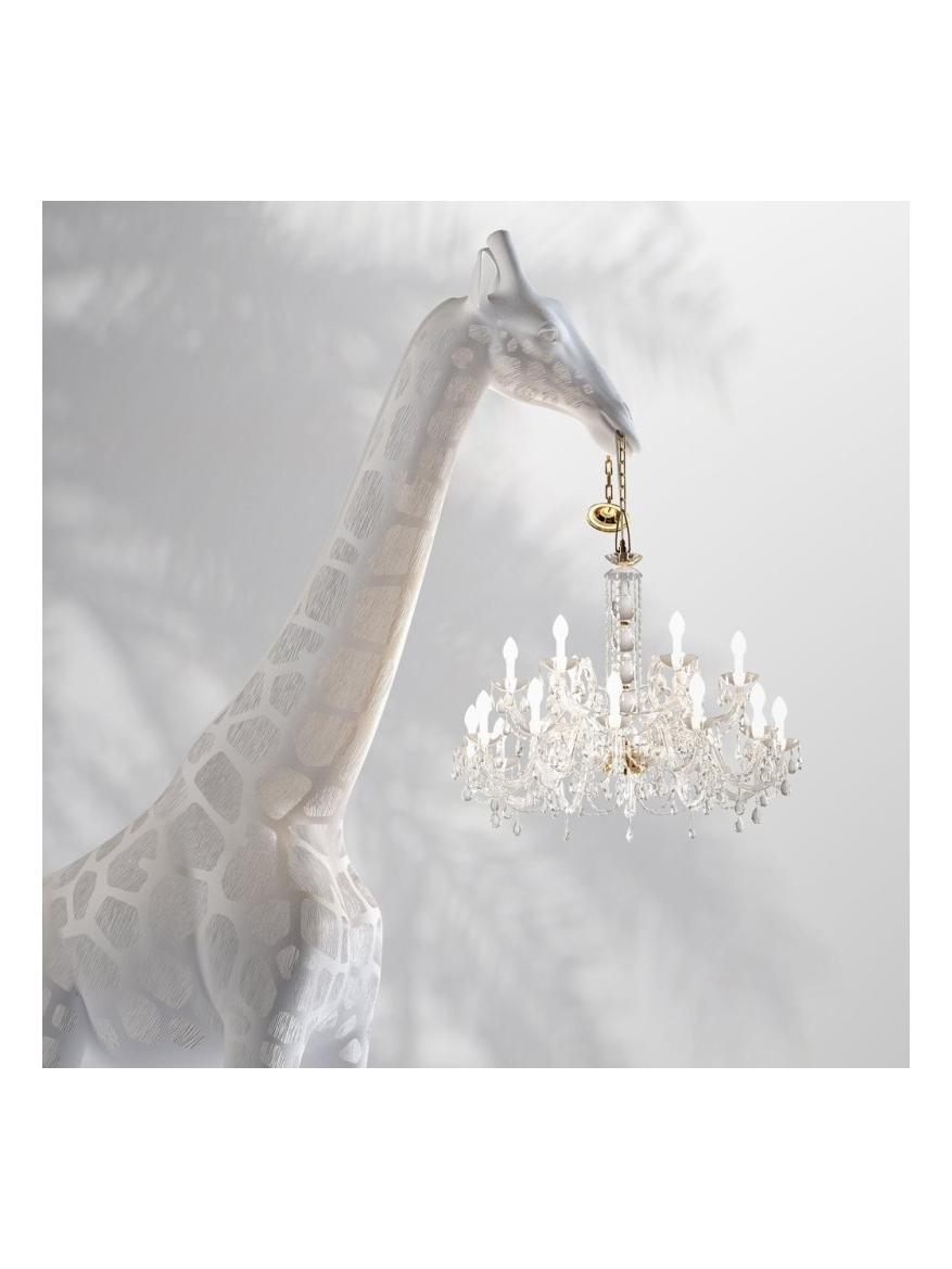 https://objectstorage.ap-seoul-1.oraclecloud.com/n/cnk6gaix2gpw/b/loqoqo-conv/o/qeeboo/giraffe-in-love-outdoor-4-mt-with-led-chandelier/39029.jpg