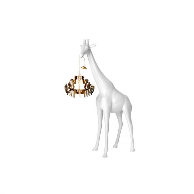 https://objectstorage.ap-seoul-1.oraclecloud.com/n/cnk6gaix2gpw/b/loqoqo-conv/o/qeeboo/giraffe-in-love-xs-100-cm-indoor-with-led-chandelier/53326.jpg
