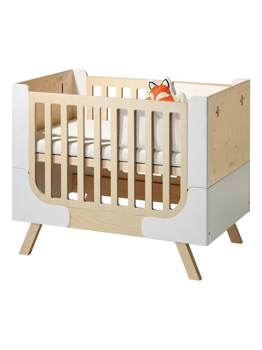 Famille Garage Baby Cot