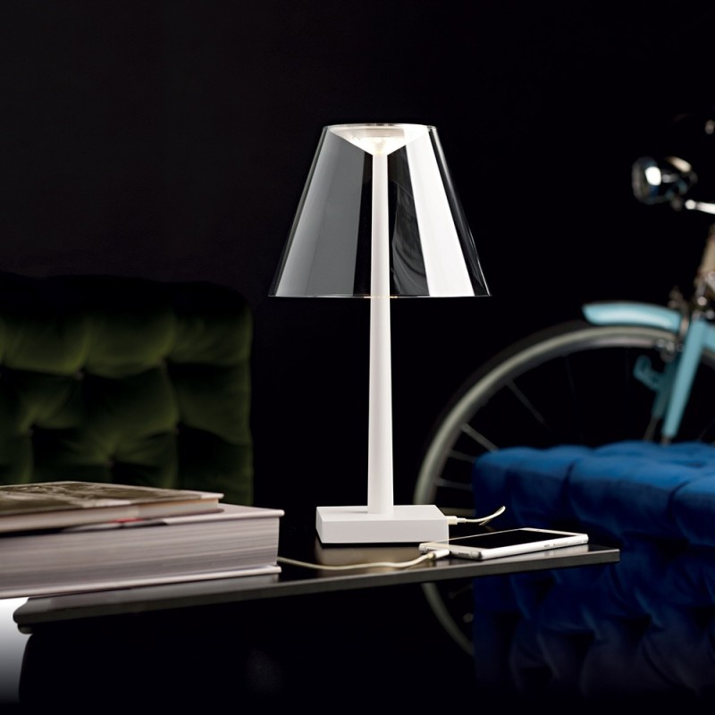 https://objectstorage.ap-seoul-1.oraclecloud.com/n/cnk6gaix2gpw/b/loqoqo-conv/o/rotaliana/dina-battery-led-table-lamp-champagne-color/63637.jpg