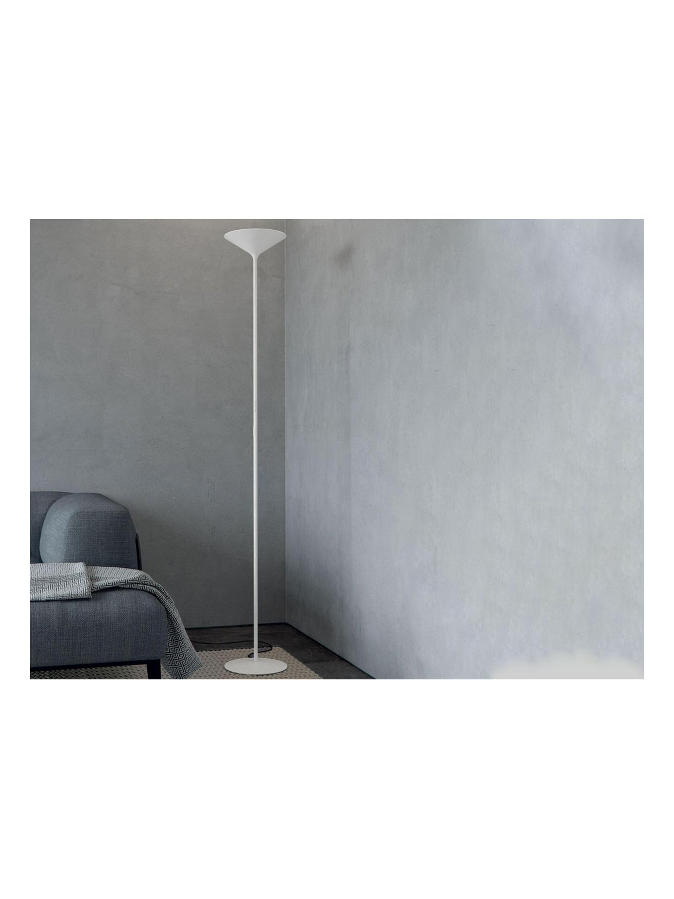 https://objectstorage.ap-seoul-1.oraclecloud.com/n/cnk6gaix2gpw/b/loqoqo-conv/o/rotaliana/dry-f-1-floor-lamp/DRYFLOORWHITE.jpg