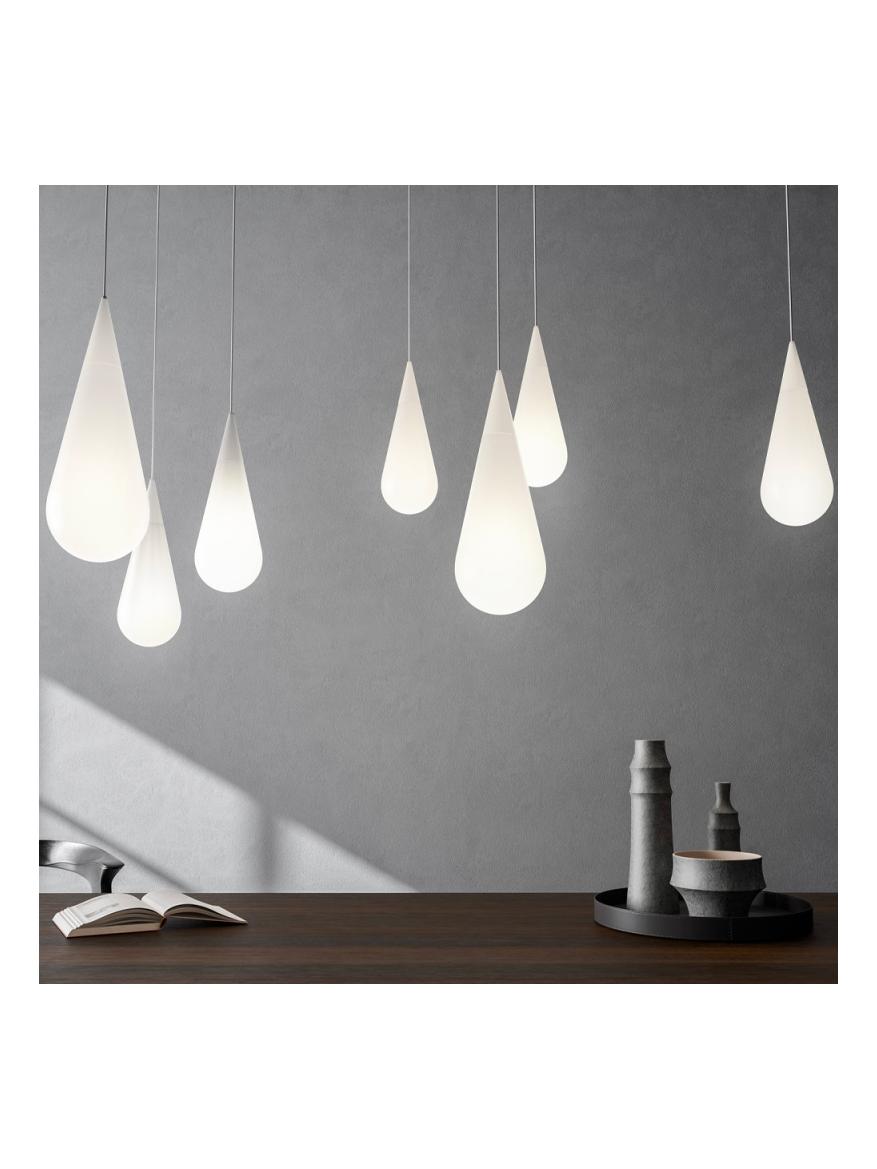https://objectstorage.ap-seoul-1.oraclecloud.com/n/cnk6gaix2gpw/b/loqoqo-conv/o/rotaliana/goccia-suspension-lamp/165719.jpg