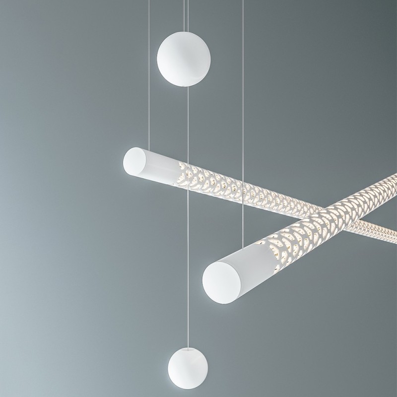 https://objectstorage.ap-seoul-1.oraclecloud.com/n/cnk6gaix2gpw/b/loqoqo-conv/o/rotaliana/squiggle-h-9-tubular-led-suspension-lamp/53615.jpg